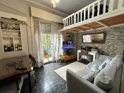 VENTA DEPTO 2 AMBIENTES CON BALCON POR ESCALERA