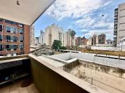 Venta depto 2 dormi con balcón centro