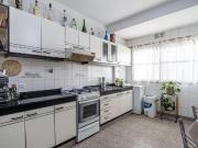 Venta depto 3 amb. balcon, apto credito, Almagro