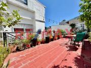 VENTA DEPTO 5 AMB C/ BALCÓN, 2 COCHERAS Y PATIO