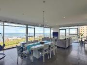 Venta depto 5 amb primera linea al mar dos cochera Golf...