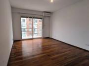 Venta depto en semipiso 3 ambientes con Cochera Piso...