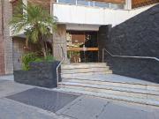 VENTA DEPTO PISO SOBRE AV HIPOLITO YRIGOYEN