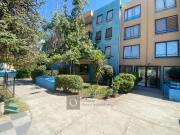 VENTA DEPTO VISTA DESPEJADA CON ESTACIONAMIENTO Y BODEGA