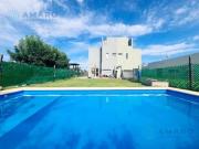 · Venta · Dos Casas Tipo Duplex · Piscina · Las Acequias...