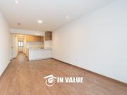 VENTA DPTO CON VISTA EXTERIOR / AV ARAMBURÚ / BALCÓN