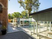 Venta Dpto de 2 Dorm. con Cochera Complejo Opera