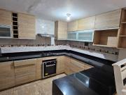 VENTA DPTO EN sURCO CON ACABADOS DE LUJO