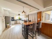 Venta Dpto Flores piso 4 amb con Dependencia