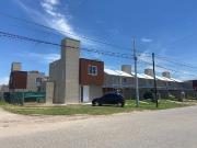 VENTA DUPLEX 2 DORMITORIOS BARRIO 20 DE JUNIO