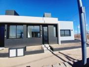 VENTA DUPLEX 2 DORMITORIOS EN CUESTAS DE MANANTIALES