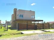 VENTA · DUPLEX · 2 DORMITORIOS · JARDÍN · COCHERA ·...