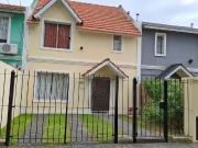 VENTA Dúplex 4 amb, jardín Beccar Financiación