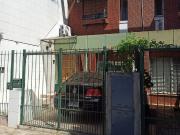 VENTA DUPLEX 4 AMB VILLA REAL PATIO COCHERA