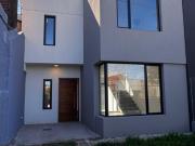 VENTA DUPLEX A ESTRENAR 3 AMBIENTES. RETASADO!