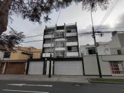 VENTA DÚPLEX FRENTE A PARQUE – Jr. Pedro Abad Galiante 448