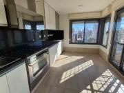 VENTA Duplex tres dormitorios, terraza y cochera