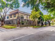 Venta Edificio con nueve apartaestudios para rentas...