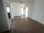 Venta en Block Multifamiliar Casa + 3 deptos