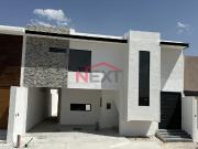 Venta en las Huertas Residencial con recámara en planta...