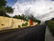 VENTA EN MONTEBELLO DE TERRENO Y CASA PARA REMODELAR EN...