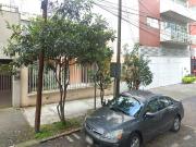 Venta en Remate / Casa 216 m² con 3 habitaciones en...