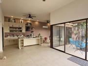 VENTA ESPECTACULAR CASA DE 1 PISO 3 RECÁMARAS ALBERCA Y...