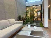 Venta espectacular Casa de 270m2 + 60m2 de patio Sector...