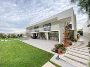 VENTA ESPECTACULAR CASA PIEDRA ROJA NO PERIMETRAL 5DORMITORI