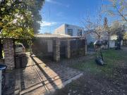 VENTA EXCELENTE CASA DE TRES AMBIENTES EN J C PAZ