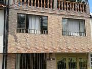 VENTA EXCELENTE CASA VILLAMARÍA CONJUNTO