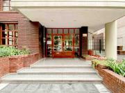 VENTA EXCELENTE PISO DE 5 AMBIENTE EN PLAZA MITRE