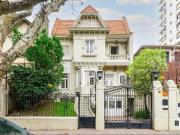 Venta Exclusiva casa 4 plantas de Estilo 850m² c/jardín...
