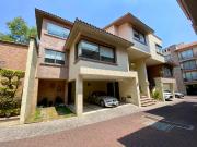 VENTA EXCLUSIVA Y MODERNA CASA EN CONDOMINIO DE EN...