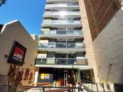 VENTA: EXCLUSIVO DEPTO 1 DORM CON BALCON PISO ALTO B°...