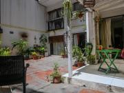 VENTA EXCLUSIVO PISO 4 AMBIENTES CON AMPLIO PATIO 2...