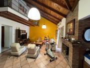 VENTA FISHERTON CASA GRAN JARDIN 4 DORMITORIOS
