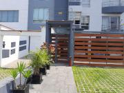 VENTA FLAT BIEN DISTRIBUIDO CERCA A PANAMERICANA SIN RUIDO