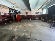 Venta Galpon 110m2 ex taller Parque Avellaneda