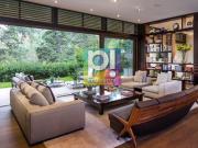 VENTA GARDEN HOUSE CON TERRAZA Y JARDÍN EN LOMAS ALTAS...