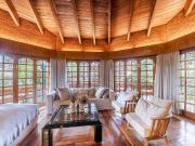 Venta Gran Casa 4 Dorm en Jardin Espinosa CON ESCRITURA