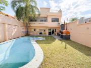 VENTA GRAN CASA C/PATIO TERRAZA PILETA Y PARRILLA