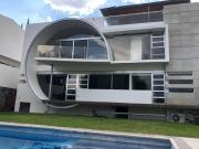 Venta Hermosa Casa con Alberca Cumbres del Lago