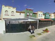 VENTA HERMOSA CASA DENTRO DE FRACCIOENAMIENTO PUERTA DE...