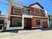 VENTA HERMOSA CASA EN ARROYITO 3 DORMITORIOS