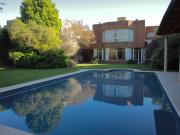 VENTA HERMOSA CASA EN LOTE DOBLE DEVOTO