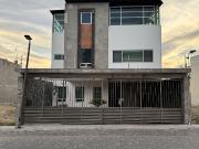 Venta Hermosa Casa en Milenio III, Queretaro