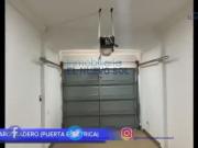 VENTA HERMOSA CASA RECIEN REMODELADA