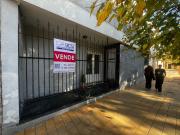 Venta. Hermosa Casa Sobre Calle Brasil Entre Mendoza Y...