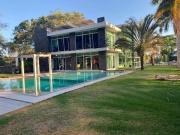 Venta! Hermosa Residencia en Coto